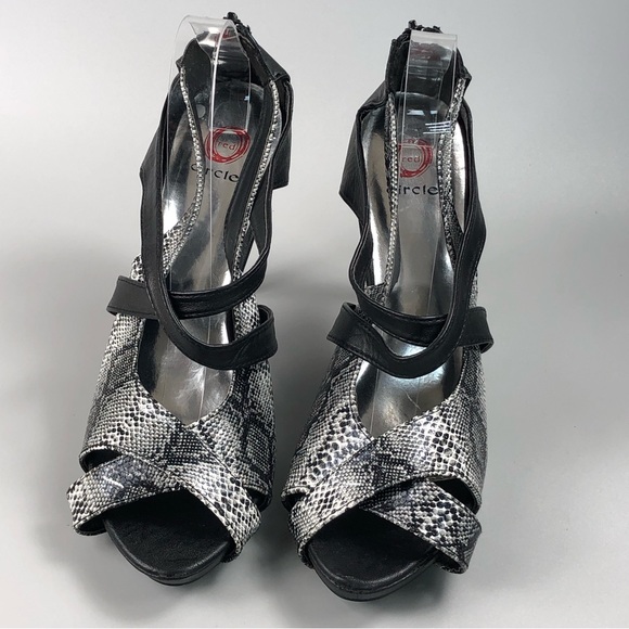 Red Circle Susan Women’s Snake Print Strappy Heels Size 10 - Picture 7 of 10